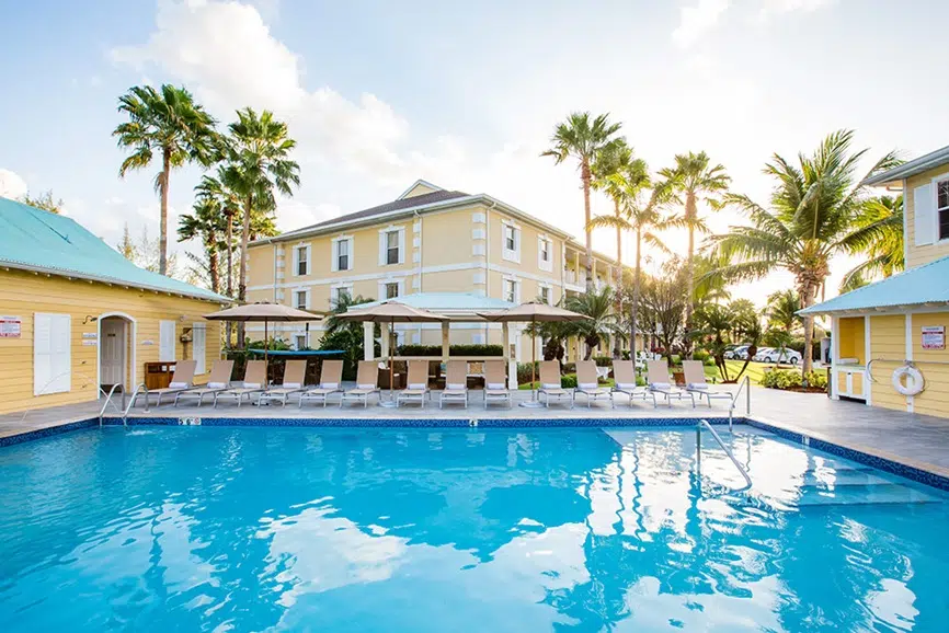 Cayman Islands Hotel Guide: Sunshine Suites Resort, Grand Cayman