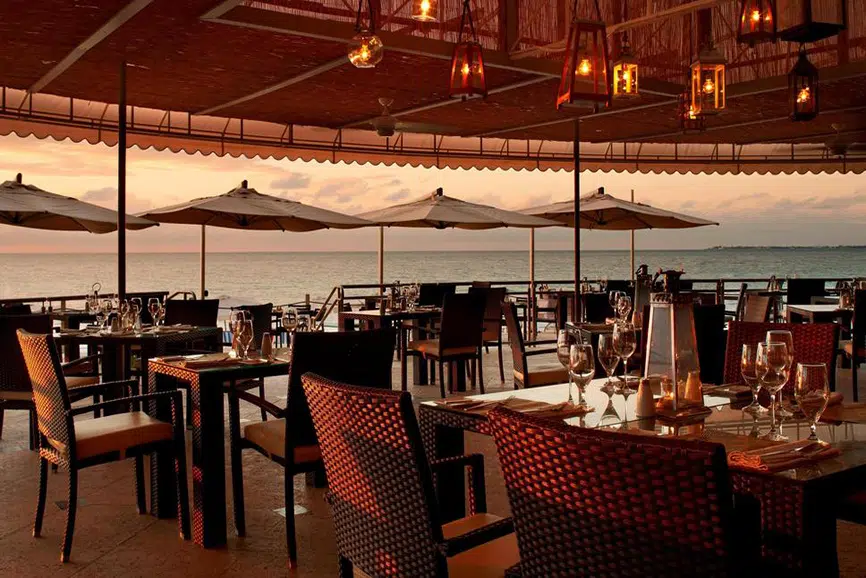 Best Cayman Islands All Inclusive Resorts: Grand Cayman Marriott Beach Resort