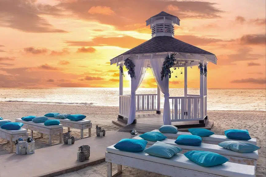 Best Cayman Islands All Inclusive Resorts: Westin Grand Cayman Resort & Spa