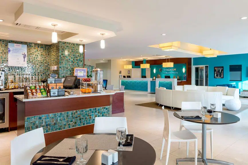 Best Cayman Islands All Inclusive Resorts: Wyndham Reef Resort