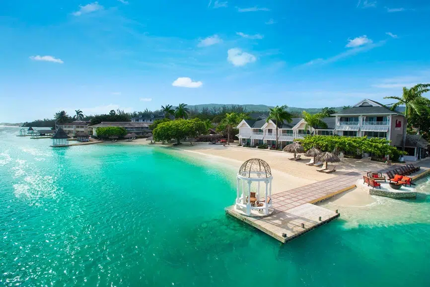 Best Jamaica All Inclusive Resorts: Sandals Royal Caribbean Resort