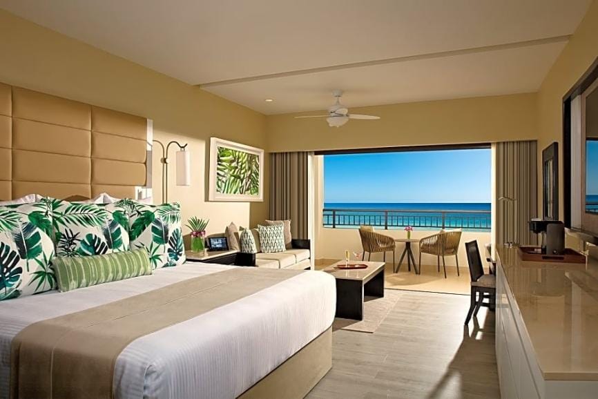 Best Jamaica All Inclusive Resorts: Secrets Wild Orchid Montego Bay