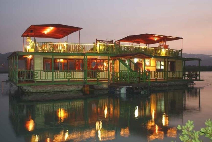 The Best Jamaica Restaurants: The House Boat, Montego Bay