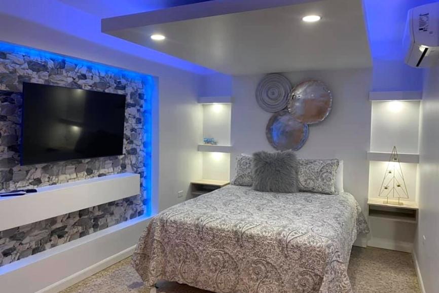 Puerto Rico Hotel Guide: Itza-Bella Suites, Isabela