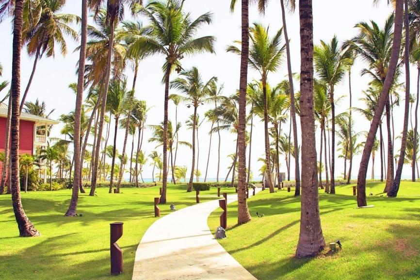 Best Punta Cana All Inclusive Resorts: Barcelo Bavaro Beach