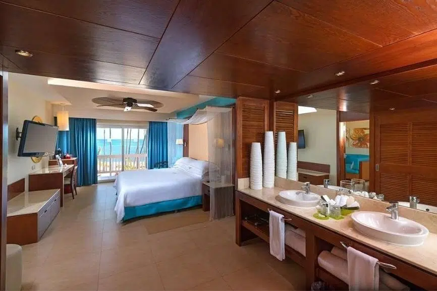 Best Punta Cana All Inclusive Resorts: Barcelo Bavaro Beach