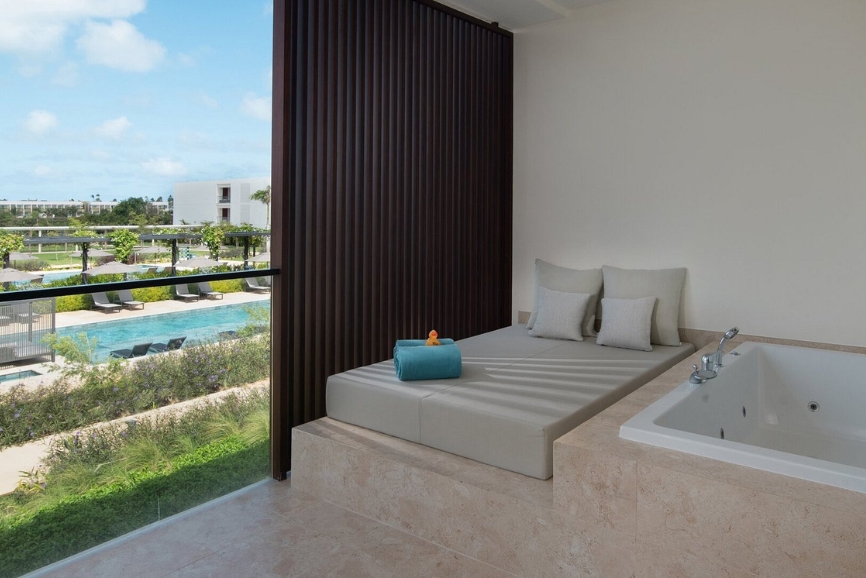 Best Punta Cana All Inclusive Resorts: Live Aqua Beach Resort Punta Cana