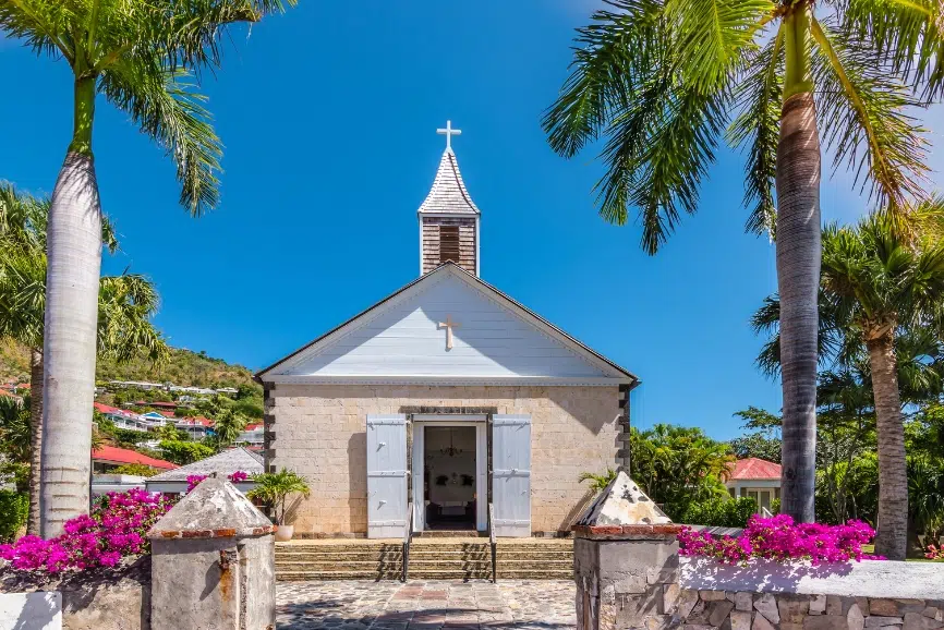 St Barts Visitor's Guide. The Best Things To Do In St Barts