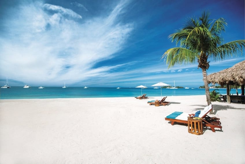 Jamaica Beaches Guide: Bloody Bay Beach