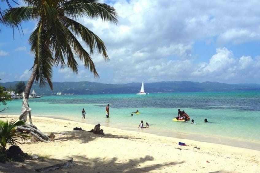 Best Jamaica Beaches: Dead End Beach