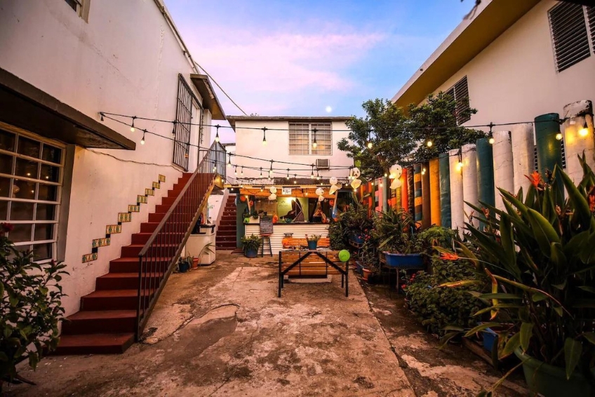 Puerto Rico Hotel Guide: Villa Eshta