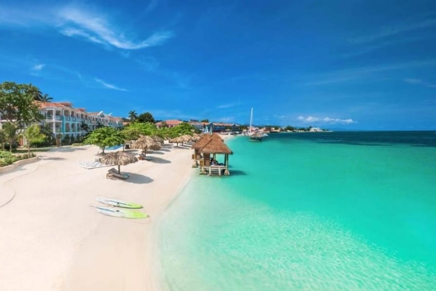 Best Jamaica Beaches: Sandals Montego Bay Beach