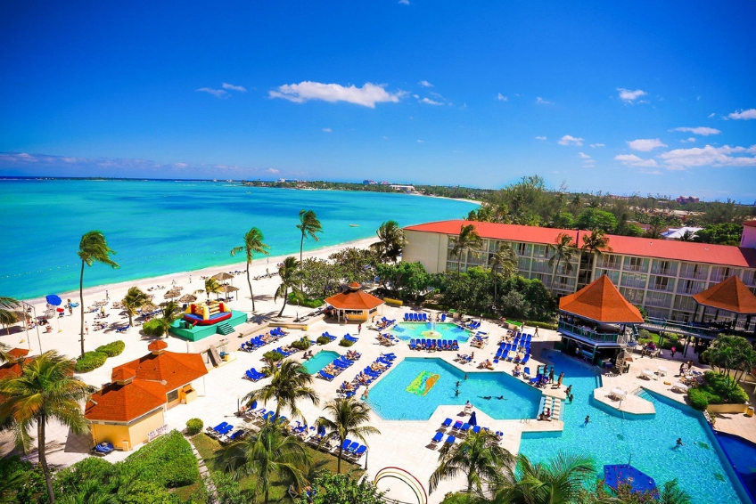 Bahamas All Inclusive Resorts Guide: Breezes Bahamas Resort