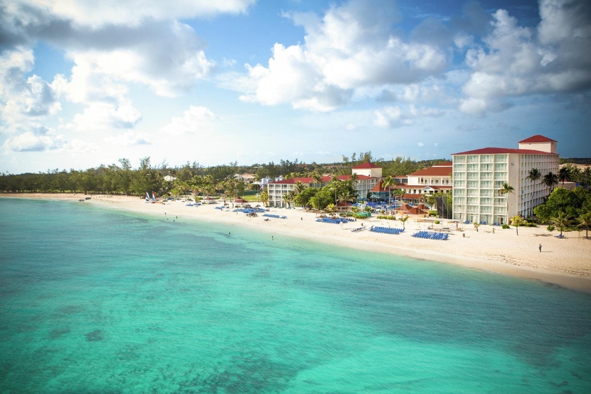 Bahamas All Inclusive Resorts Guide: Breezes Bahamas Resort