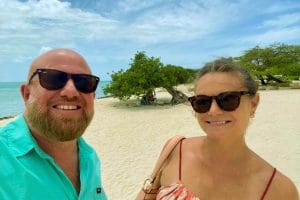 Daniel and Laura at Eagle Beach Aruba in 2025