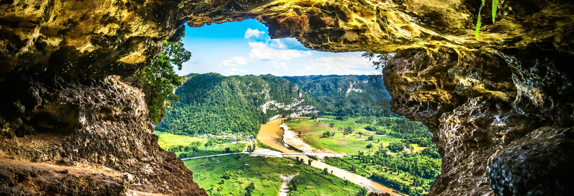 Caribbean Puerto Rico Visitors Guide: Cueva Ventana