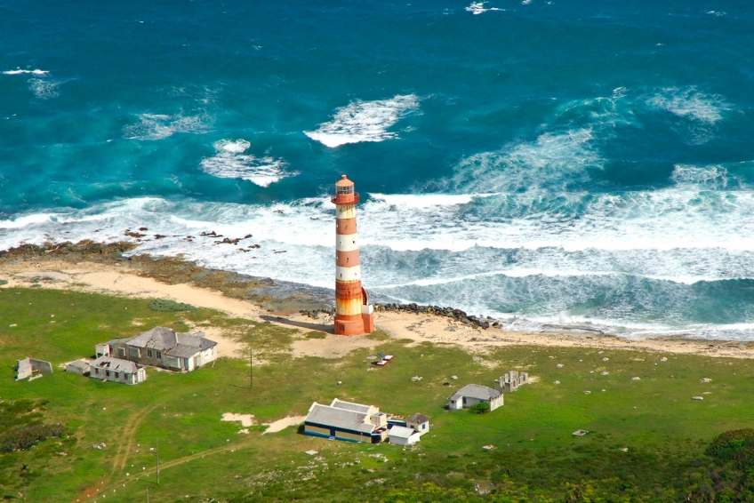 The Best Things To Do In Jamaica: Visit Morant Point Lighthouse