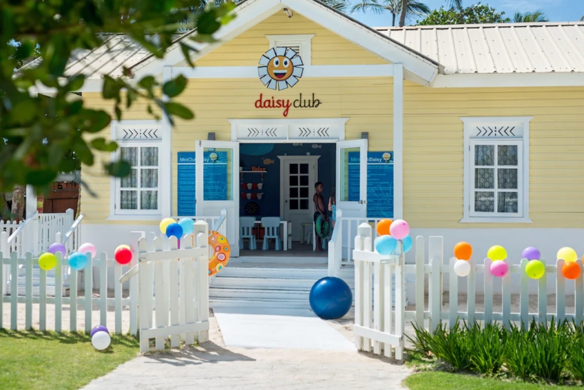 Best Dominican Republic All Inclusive Resorts: Ocean Blue and Sand Beach Resort