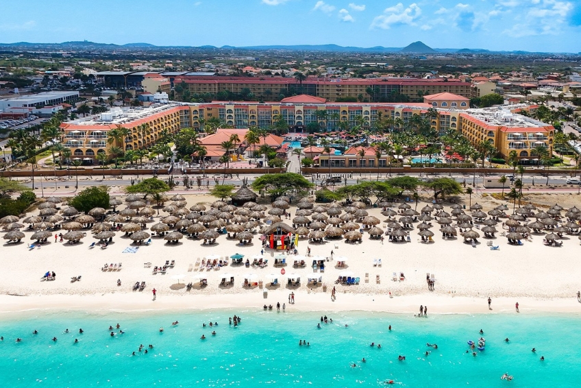 Aruba Hotel Beach Guide - La Cabana Beach Resort And Casino
