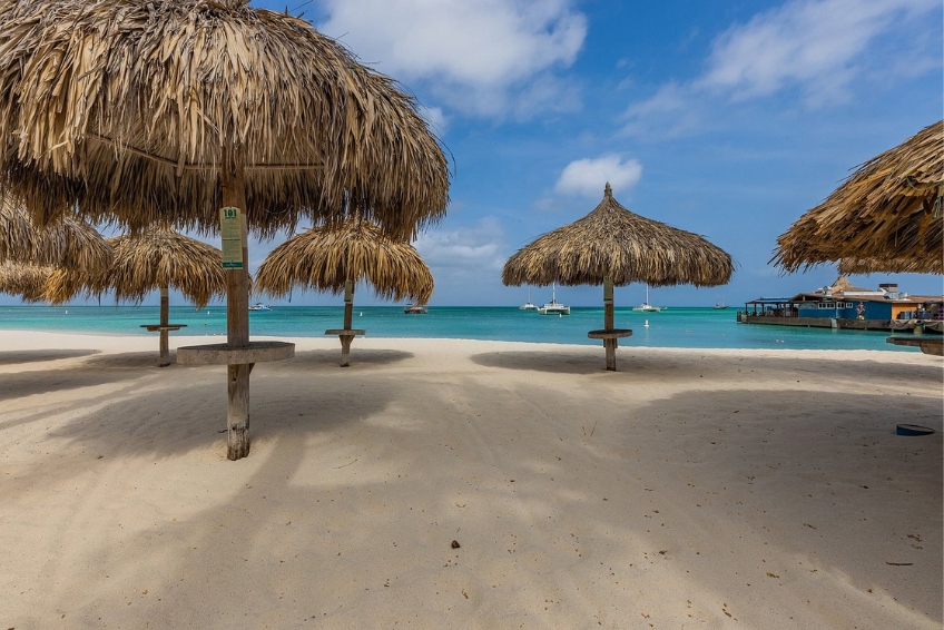 Aruba Beach Hotel Guide - Playa Linda Beach Resort