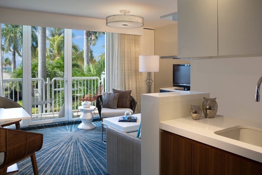 Aruba Beach Hotel Guide - Renaissance Wind Creek Aruba Resort