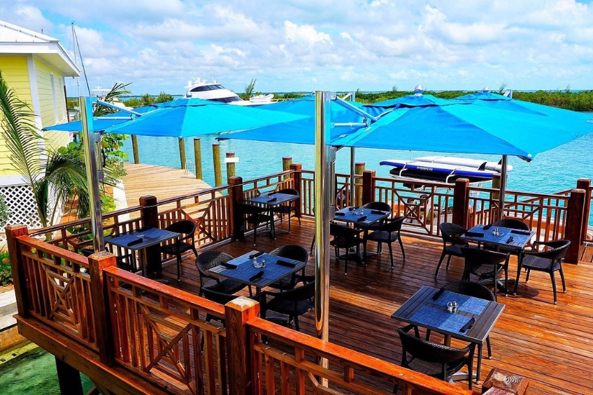 The Best Spanish Wells Restaurants: Wreckers Restaurant & Bar