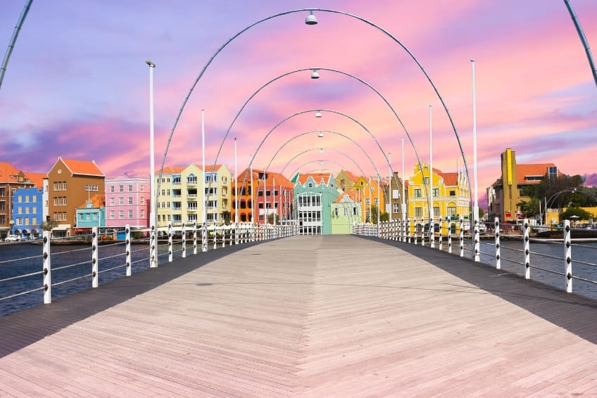 Things To Do In Curacao: Watch The Sway Of Queen Emma Pontoon Bridge