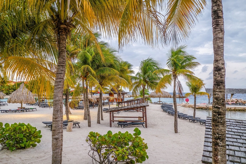 The Best Curacao All Inclusive Resorts Guide: LionsDive Beach Resort