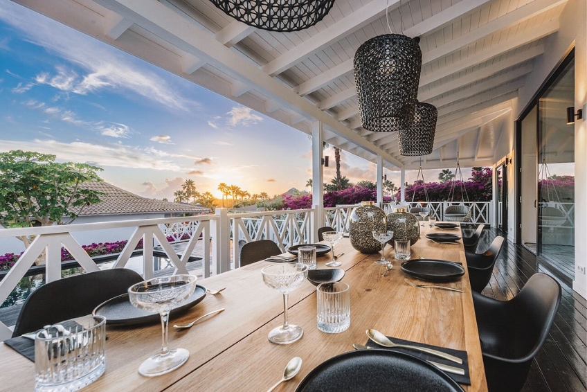 Curacao Hotel Guide - Papagayo Beach Resort