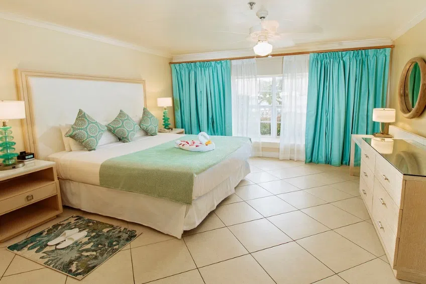 Best St. Lucia Family Resorts: Bay Gardens Beach Resort & Spa