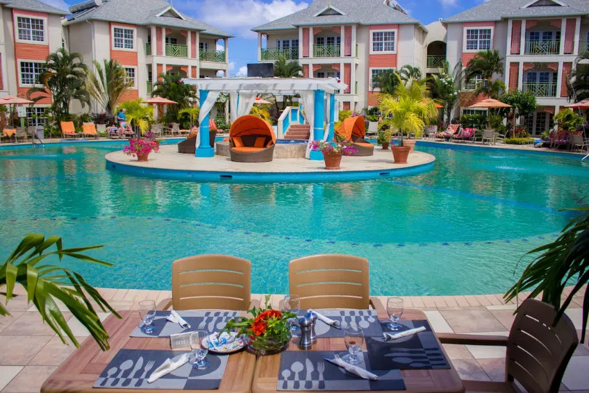 Best St. Lucia Family Resorts: Bay Gardens Beach Resort & Spa