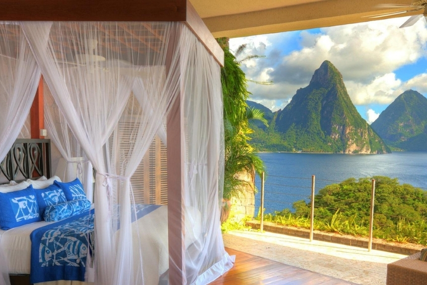 Best St. Lucia Luxury Resorts: Jade Mountain