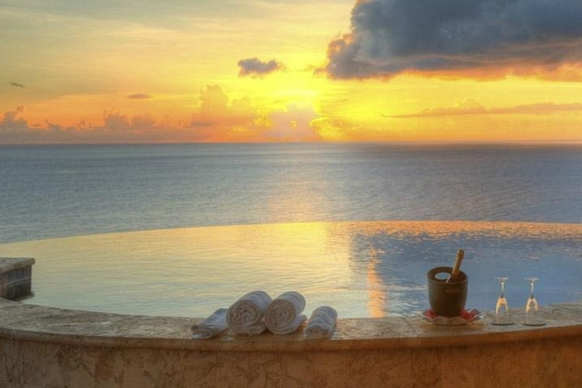 Best St. Lucia Luxury Resorts: Jade Mountain