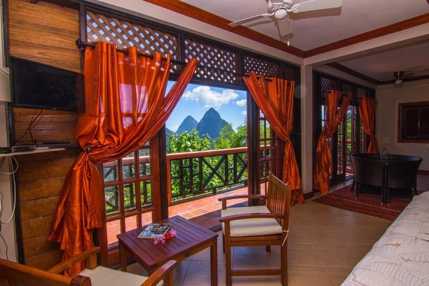 Best St. Lucia Budget Hotels: Samfi Gardens