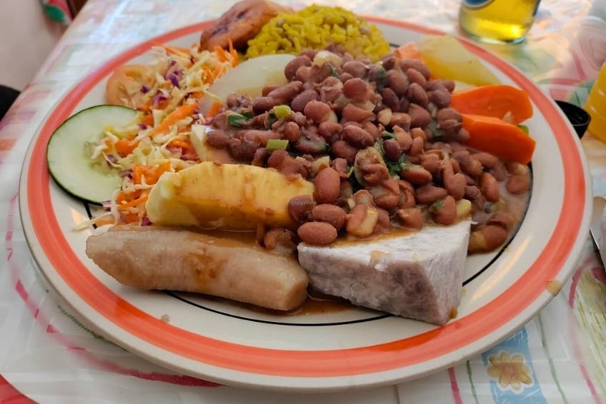 Best St. Lucia Budget Friendly Restaurants: Fedo's