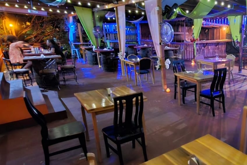 Best St. Lucia Budget Friendly Restaurants: Flavours of the Grill