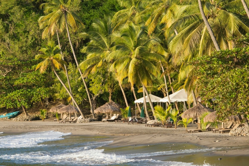 The 7 Best St. Lucia Beaches - Labrelotte Bay